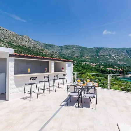 Sandito-studio With Balcony And Sea View