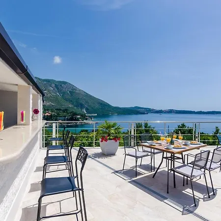 Sandito-studio With Balcony And Sea View Mlini
