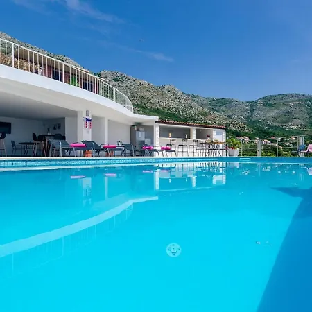 Apartment Sandito-studio With Balcony And Sea View Mlini